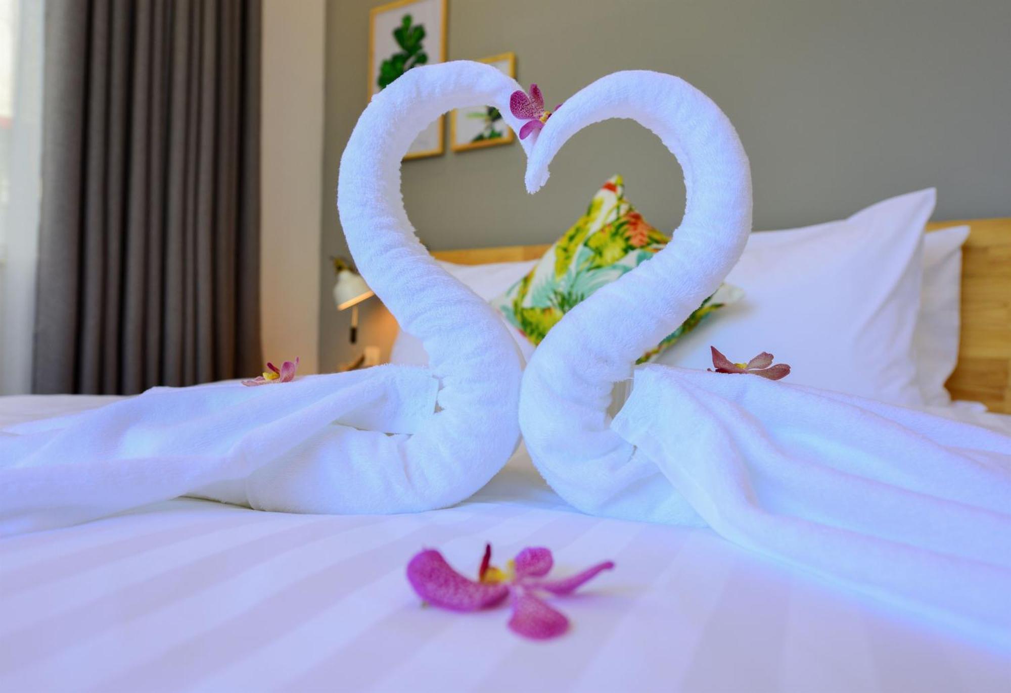 La Paix Hue Hotell Exteriör bild
